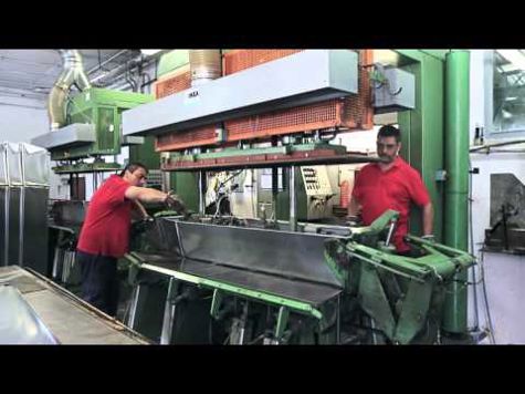 Pressa stampaggio casse zinco